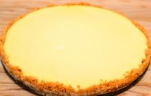 Cheesecake paresseux avec du fromage cottage Cheesecake paresseux avec de la pâte à levure
